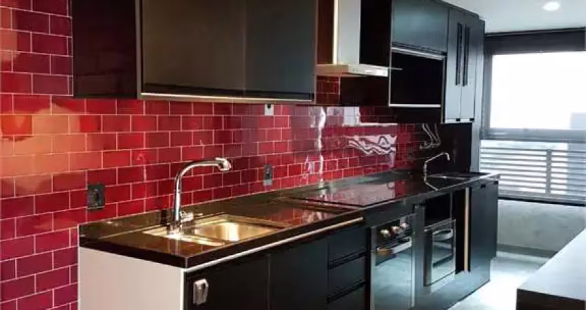 Apartamento loft aberto equipado com 1 suíte, cozinha mobiliada, embutidos e 1 vaga no campo belo