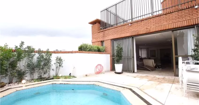 Cobertura de 450m2 nos Jardins com vista