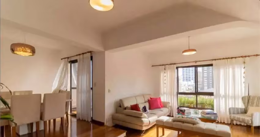 Cobertura com 277 m² com 4 suites e 5 vagas e piscina privativa No Paraíso!