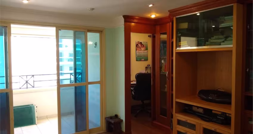 Excelente Oportunidade, apartamento de 78m2, 3 dormitórios, 1 suíte, 2 vagas, lazer, na Saúde