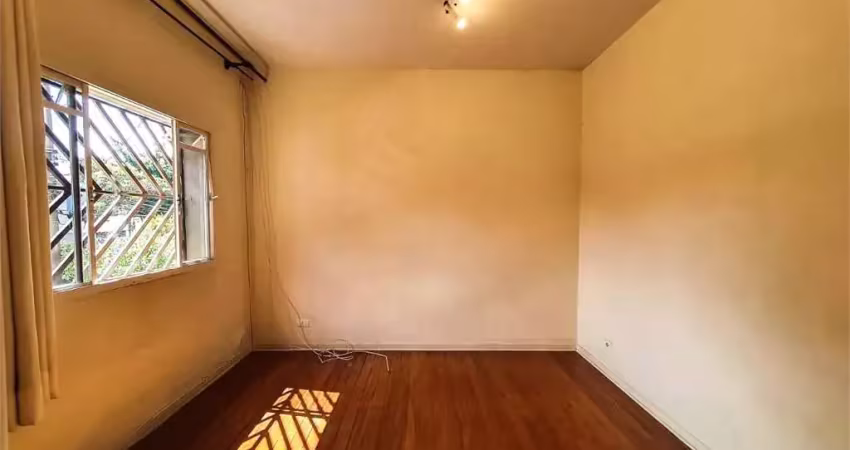 Casa com 2 quartos à venda na Rua Salvador Corrêa, --, Aclimação, São Paulo