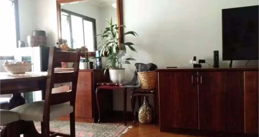 Apartamento com 3 quartos à venda na Avenida Jurema, --, Moema, São Paulo