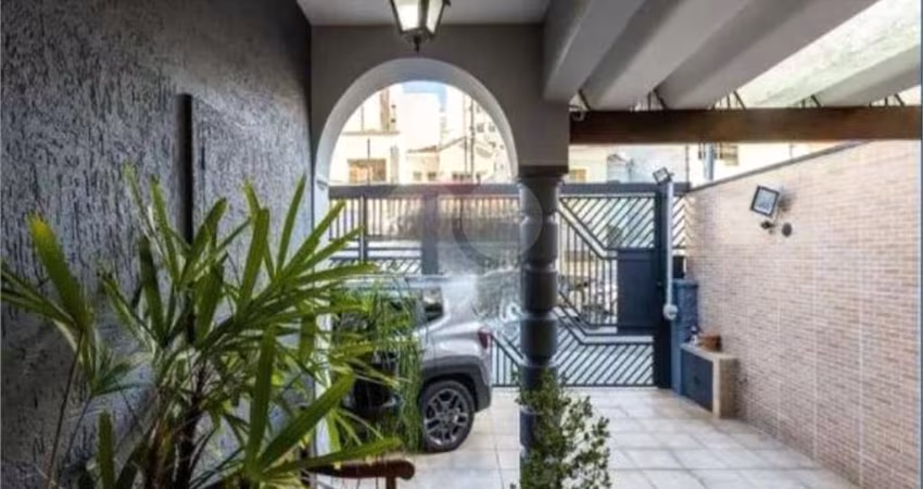 Casa bem localizada de 160 m2 em Perdizes  5 vagas