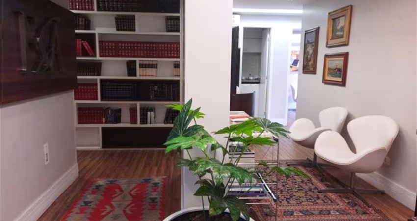 5 Salas Comerciais Unificadas para Locação na melhor rua do Itaim / R$: 20.000,00 / 180 m²