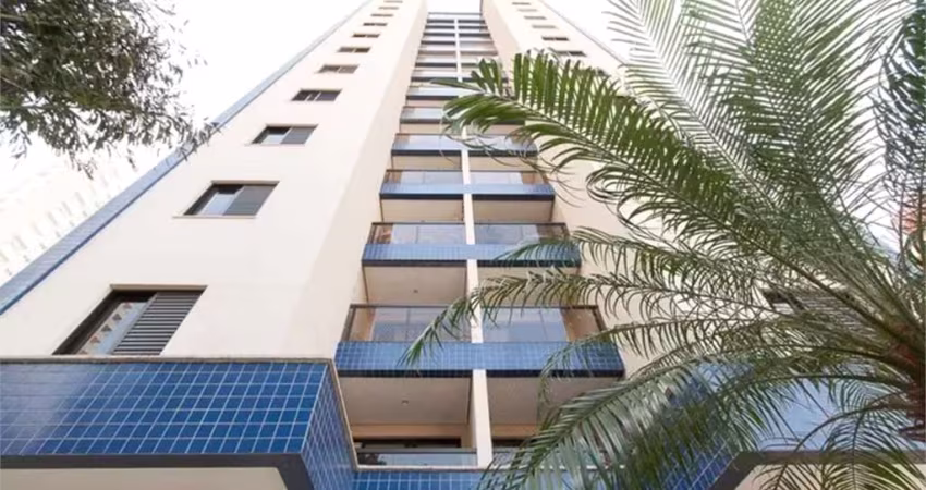 Apartamento, bem localizado na Pompéia. Varanda e linda vista, 2 dormitórios e 1 suíte!!