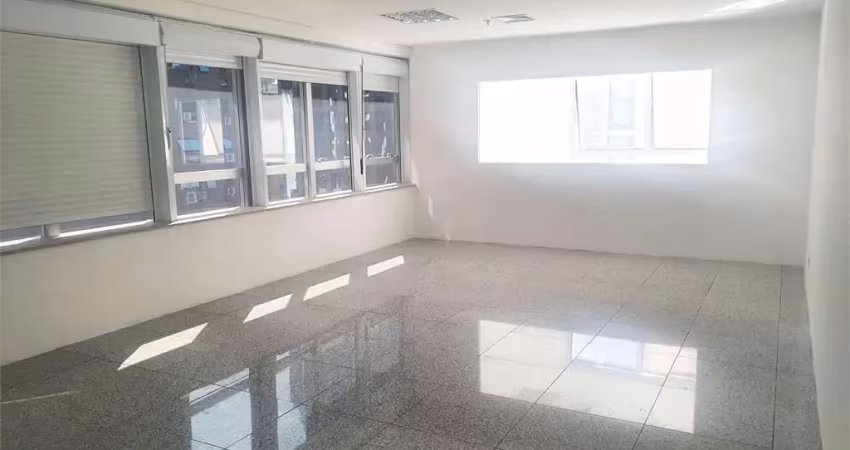 Excelente sala comercial com 93,76m² próximo ao shopping pátio paulista
