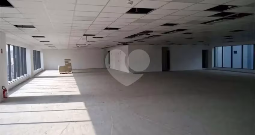 Sala comercial 650m² ou laje comercial 1.300m² - vila olímpia