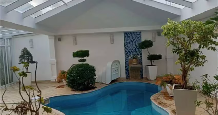 Casa em condomínio fechado com 5 quartos à venda na Rua Diogo Pereira, --, Morumbi, São Paulo