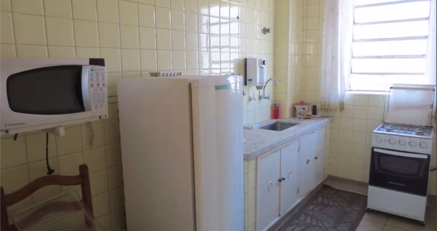 Terreno Comercial em Pinheiros - 2 terrenos com 250 metros cada - Terreno com casas para demolição