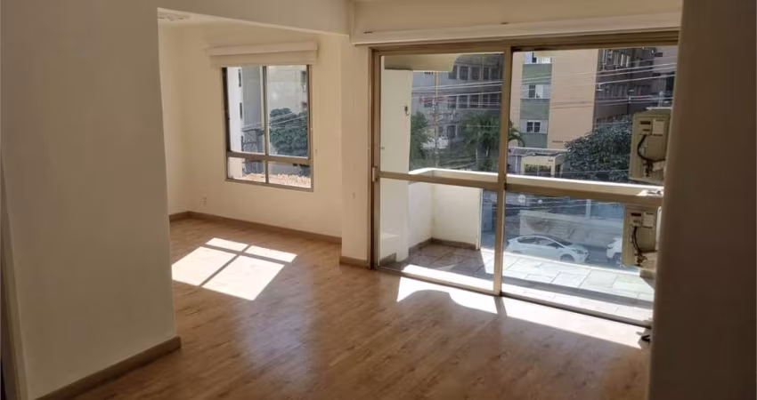 Apartamento de 91m2  com varanda e 2 vagas