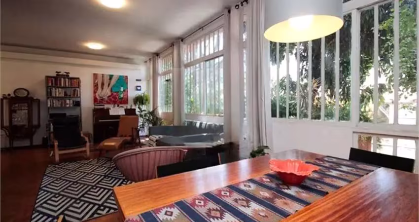 Linda casa 4 dormitórios em Perdizes- Sumaré
