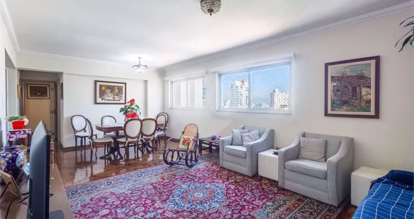 Apartamento de 115m2, 3 dormitórios, 1 suíte, 2 vagas fixas, na vila mariana.