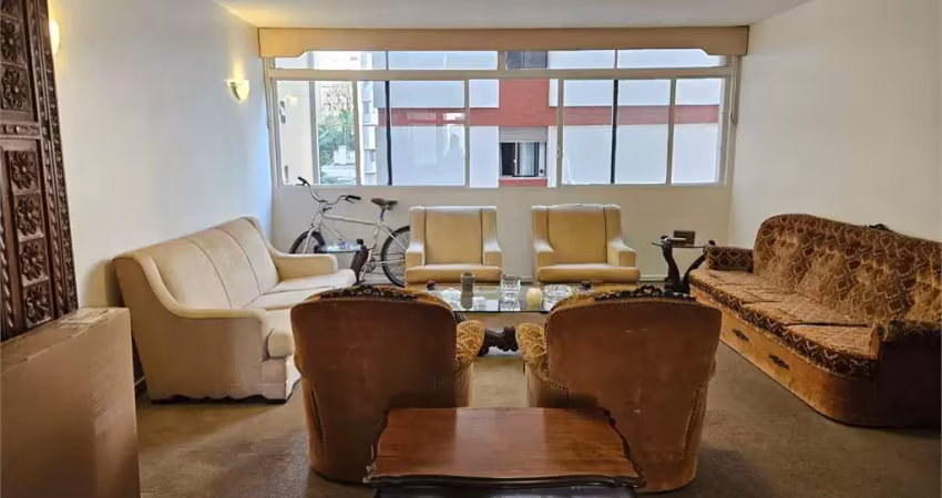 Apartamento nos jardins com 3 dormitorios , sendo 1 suite