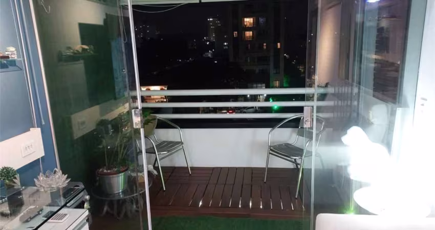 Oportunidade! Apartamento ao lado do Shopping Ibirapuera com 3 vagas de garagem. Único na Região!!!