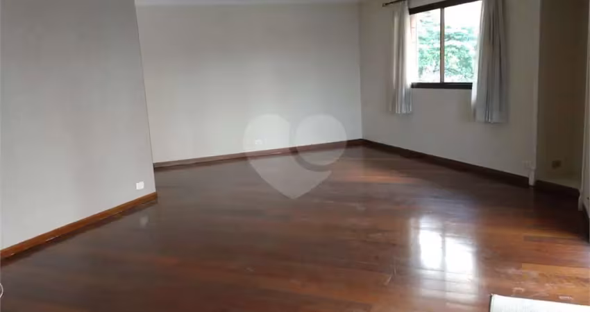Apartamento com 3 quartos à venda na Avenida Portugal, --, Brooklin, São Paulo