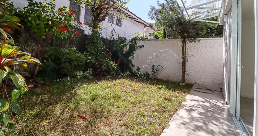 Sobrado moema pássaros 172 m² 3 quartos 1 suíte e 2 vagas