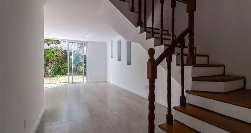 Sobrado moema pássaros 172 m² 3 quartos 1 suíte e 2 vagas