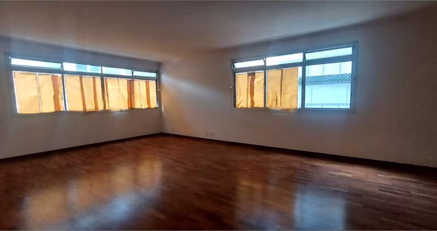 294m² no melhor do Jardins, 4 Dormitórios, 3 vagas!!!
