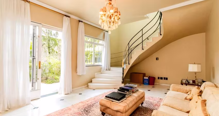 CASA NO JARDIM EUROPA 5 DORMITÓRIS , 4 SUITES E 5 VAGAS