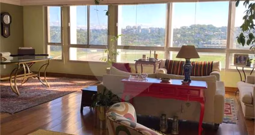 Apartamento-São Paulo-JARDIM EUROPA | Ref.: REO947106