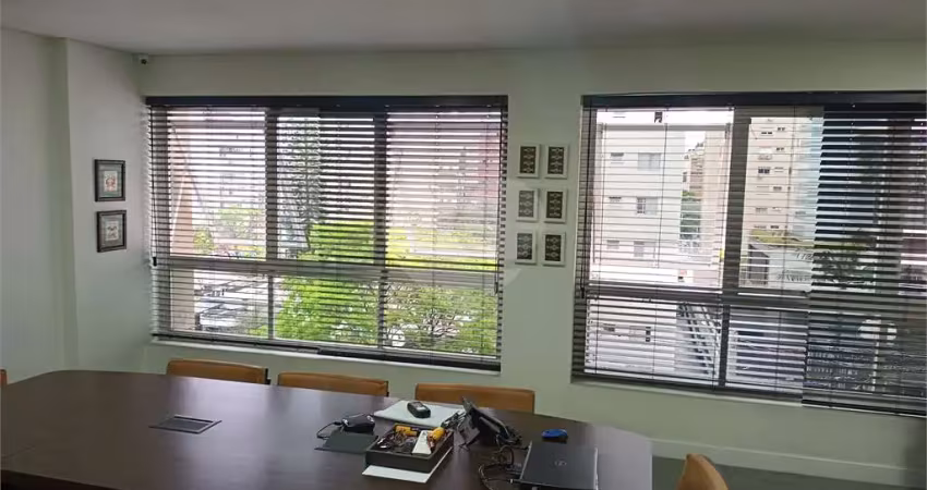 Sala comercial à venda na Alameda Lorena, --, Jardim América, São Paulo