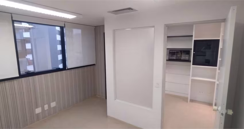 Comercial-São Paulo-PARAÍSO | Ref.: REO938601