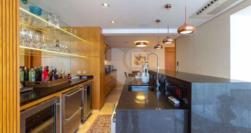 Apartamento a venda com 04 suítes, 5 vagas e 370 M² no Campo Belo