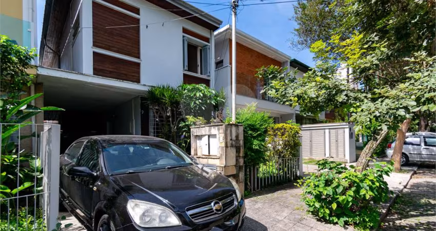 Casa de Vila com 160m2 em Vila Nova Conceição
