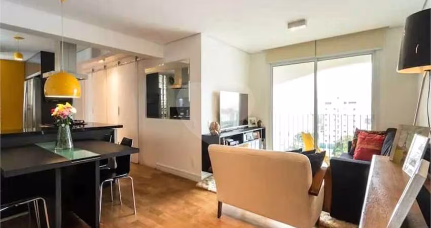 Apto com 2 dorms e 1 vaga em V Nova Conçeição
