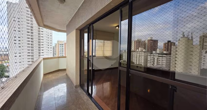 200 m² area útil , 3 suítes, 4 vagas,