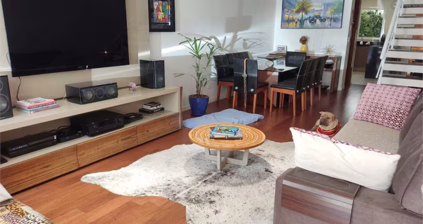 Sobrado na Vila Mariana - São Paulo SP - 3 dorm (1 suite), 2 vagas, Novo, área gourmet!!!
