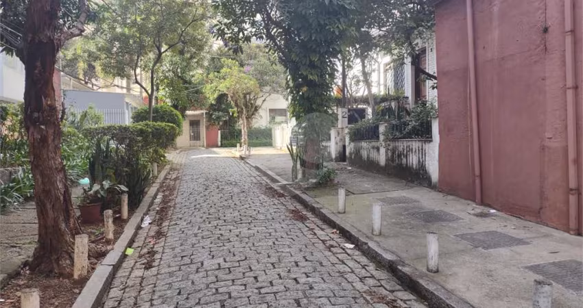 Casa-São Paulo-BELA VISTA | Ref.: REO976122