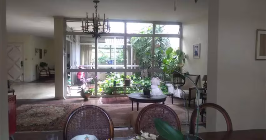 Casa com 3 quartos à venda na Largo Mestre de Aviz, --, Jardim Luzitânia, São Paulo