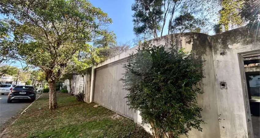 Casa com 4 quartos à venda na Rua Regina Badra, --, Jardim dos Estados, São Paulo