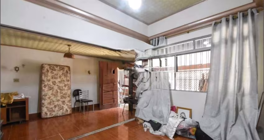 Casa grande com 6 quartos, sendo 3 suítes com 180m² e 3 vagas!!
