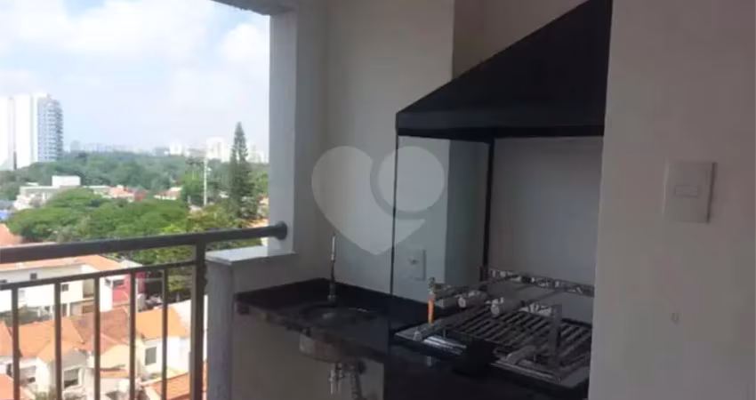 Apartamento novíssimo modernizado, com projeto arquitetônico, ar condicionado a venda.