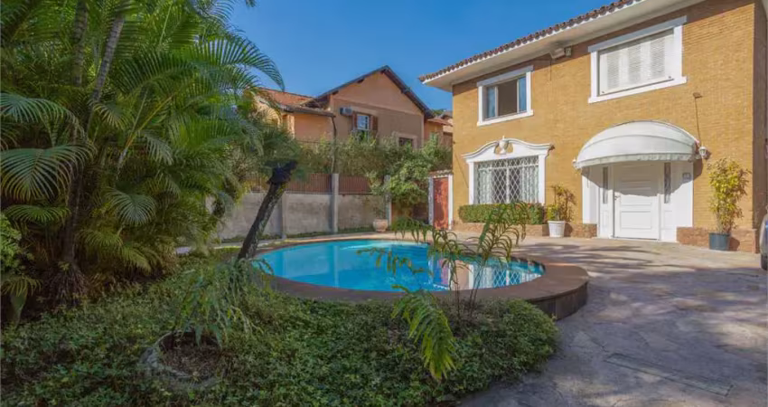 Casa com 4 dormitórios  a venda em alto de pinheiros.