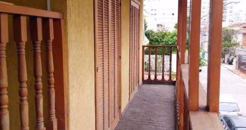 Casa de esquina excelente para comercio ou para morar