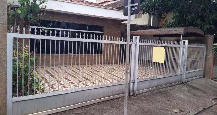 CASA COM DUAS FRENTES, PLANALTO PAULISTA, 03 DORMITÓRIOS, 01 SUITE, 15 VAGAS DE GARAGEM.