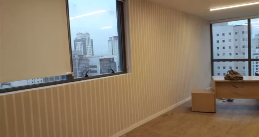 Escritório na Av Paulista - COM RENDA!