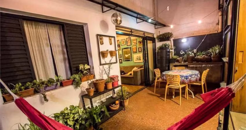 Apartamento  à venda em  PINHEIROS com 96 m²