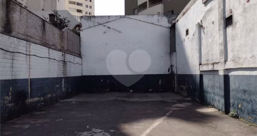 Terreno localizado na Barra Funda