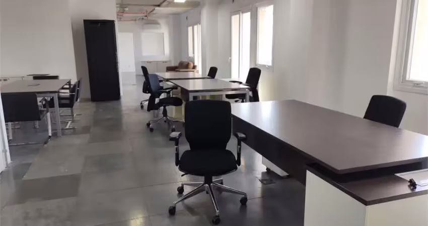 Sala comercial para alugar na Avenida Marquês de São Vicente, --, Barra Funda, São Paulo