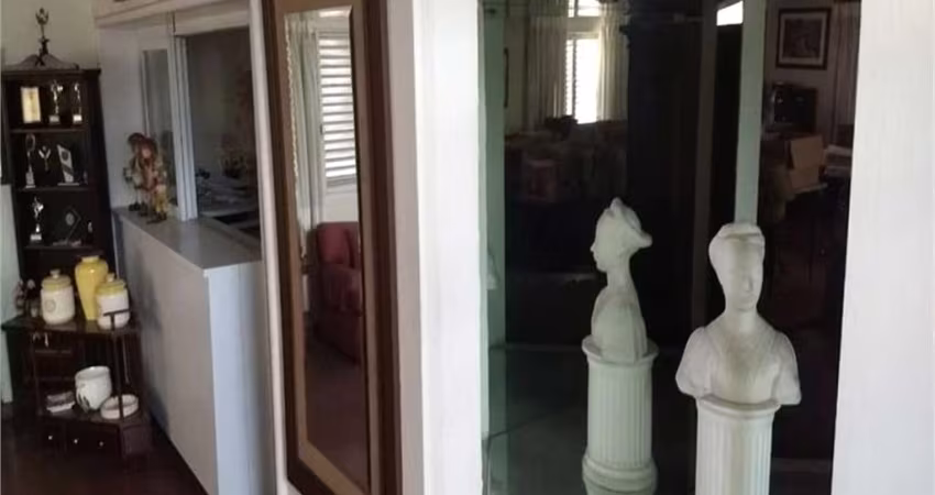 Casa-São Paulo-JARDIM PAULISTA | Ref.: REO585471