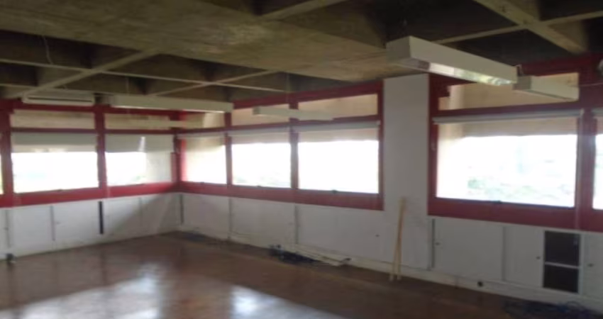 Sala a venda no Jardins
