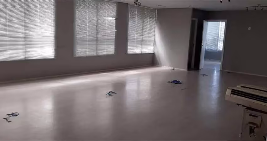 Excelente sala comercial para locação na consolação