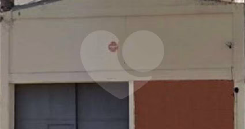 Galpão comercial na região do Ipiranga em São Paulo. Oportunidade de investimento!