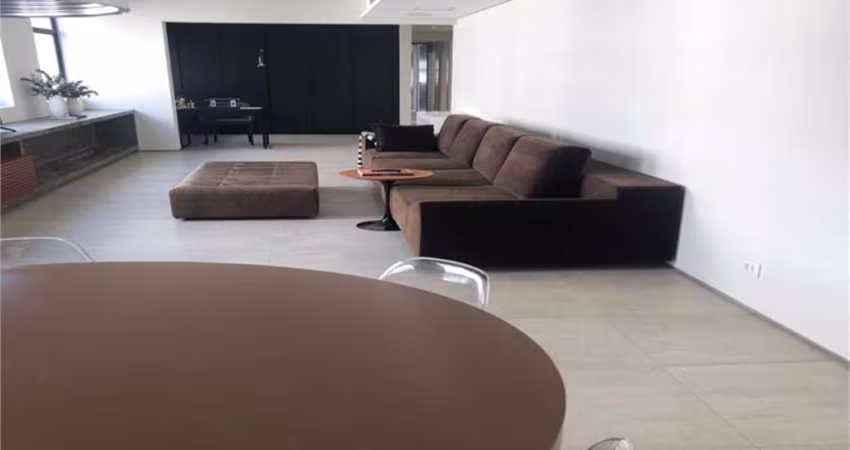 Apartamento-São Paulo-SANTA CECÍLIA | Ref.: REO637819