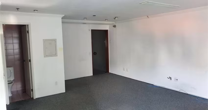 SALA COMERCIAI 39 M² COM UMA VAGA DE GARAGEM NO JARDIM PAULISTA - VENDA / LOCAÇÃO