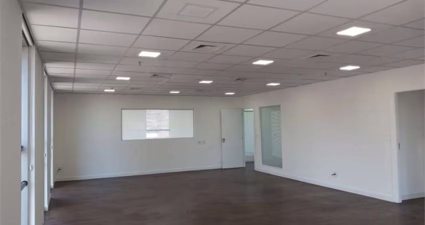 Laje, Comercial, andar inteiro,540 metros em vão livres, 6 banheiros, copa, 12 vagas + rotativas, pr